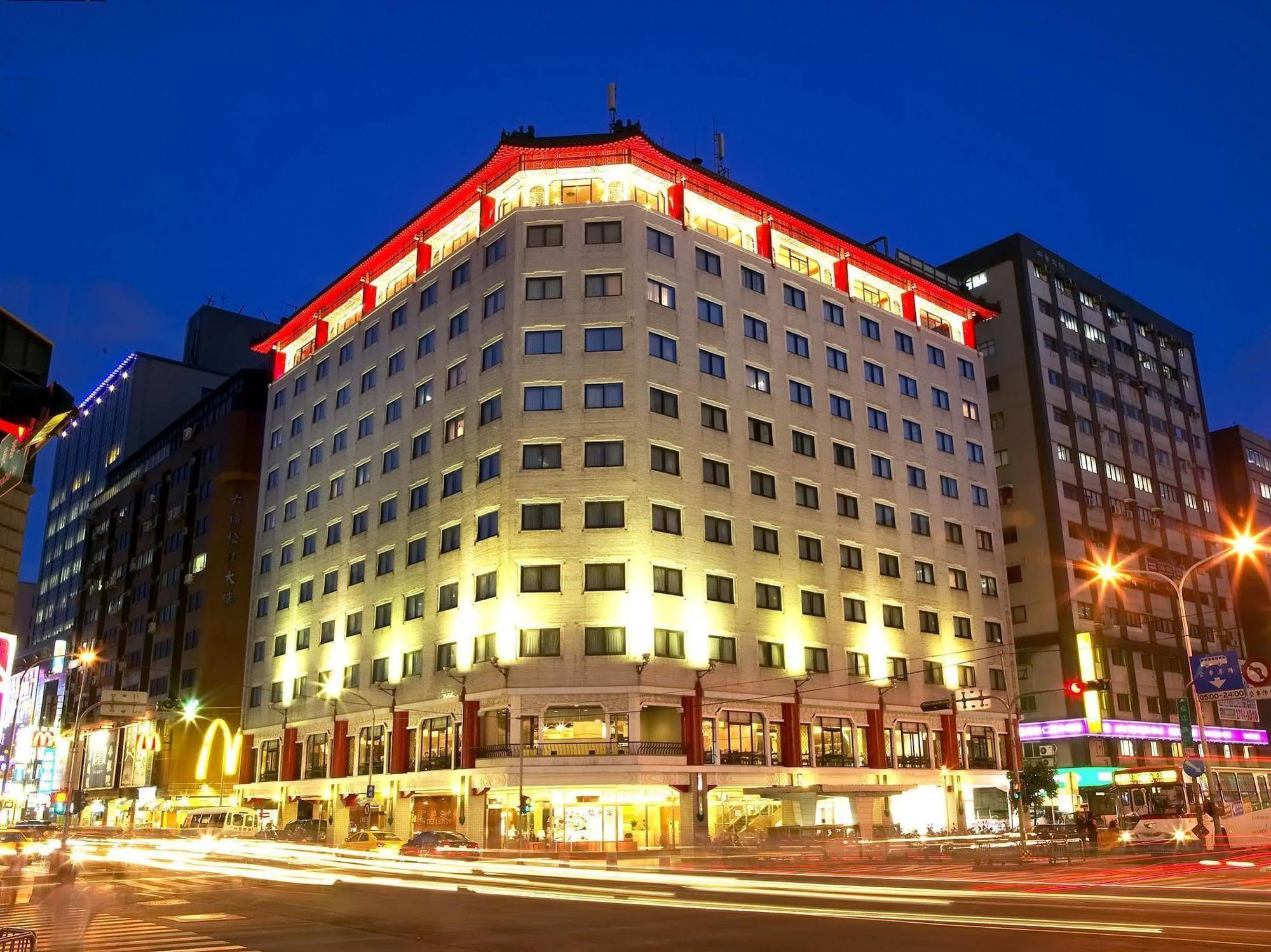 Leofoo Hotel Taipei Bagian luar foto